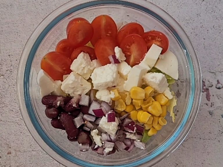 Healthy Salad with Feta Recipe, Ready in 10 Minutes