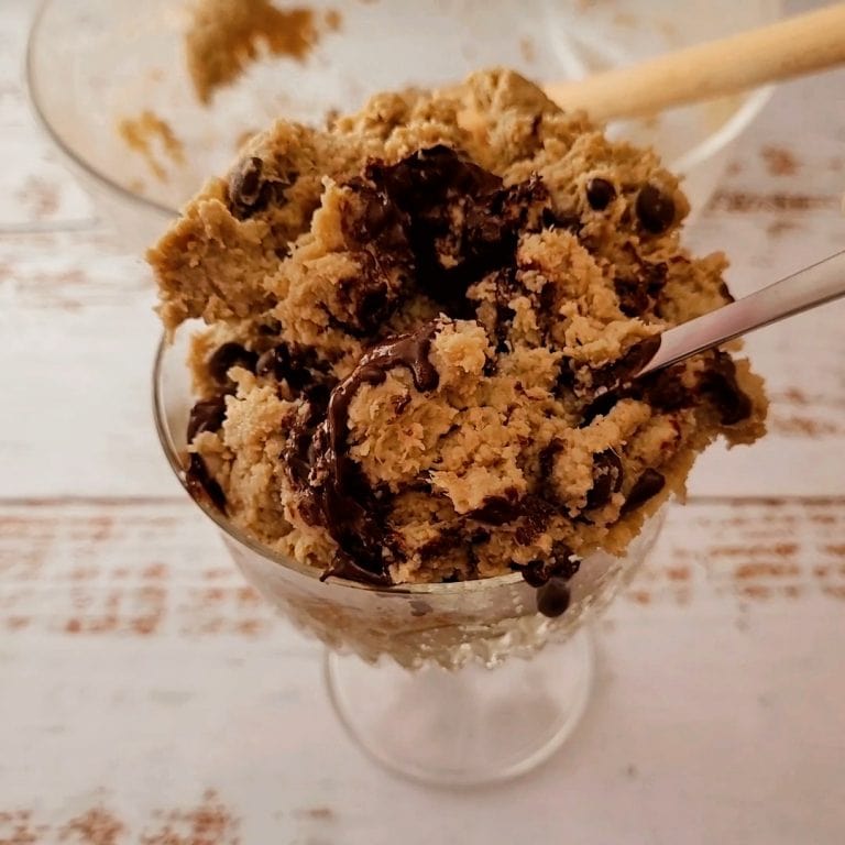 Best Vegan Protein Cookie Dough. Only 4 Ingredients
