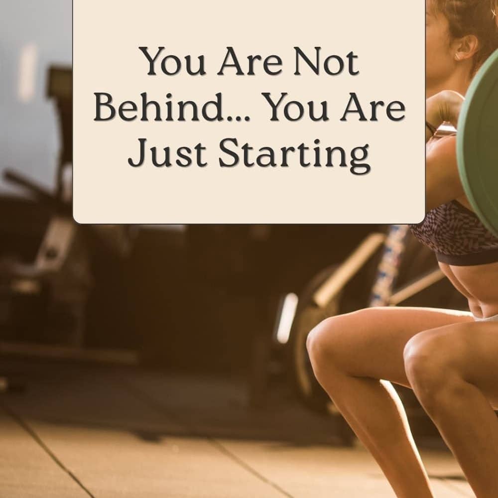 Woman doing front squat in the gym using barbell. Topic of the image: starting the gym and feeling behind